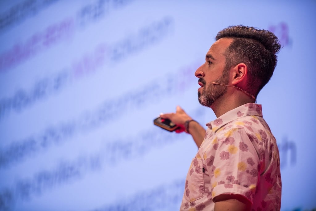 Rand Fishkin presenting at Turing Fest on the topic of zero-click marketing